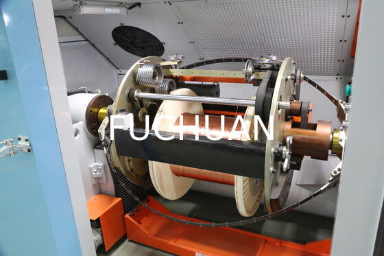 Robuste Doppeldreh-Bündelmaschine mit einfacher Integration, Wartung und optimiertem Kabelbetrieb